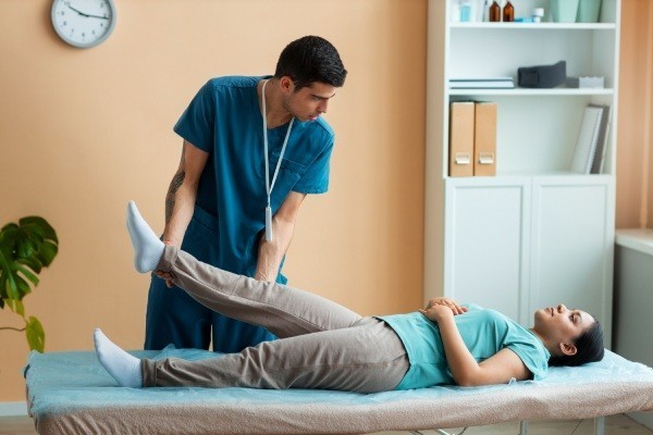physiotherapy-services-at-home-delhi-ncr-big-0